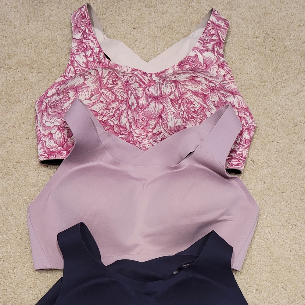 Enlite bra 34D Lululemon - Picture 2 of 3